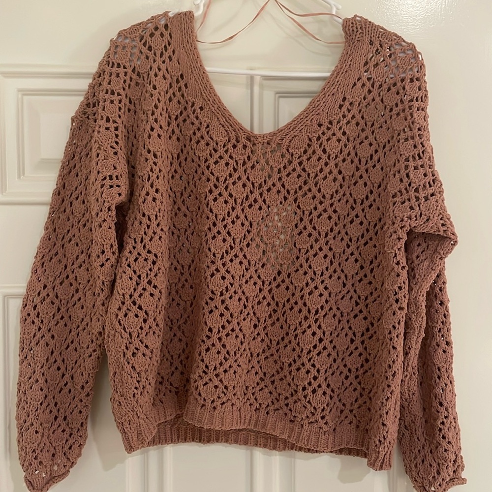 NWT Artelier Brown Crop Top Sweater.  Size: L